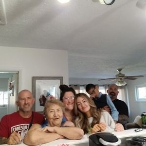 Meet your Posher, Sylvia